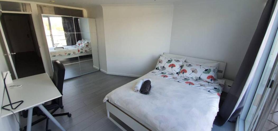 Dana-Cozy Private Room In Shared Central Apt-Rm 2 Canberra Exterior photo